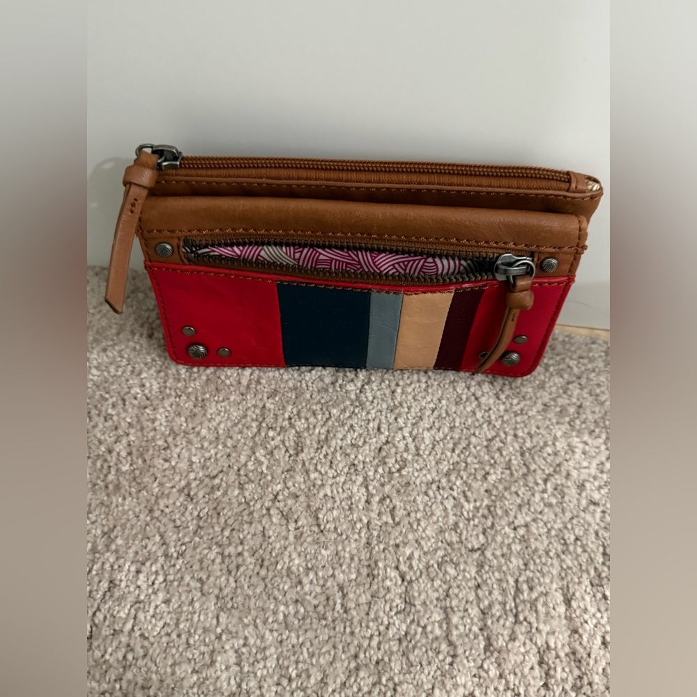 The Sak light brown leather wallet w/ colorful stripes on front (read) - Picture 5 of 14